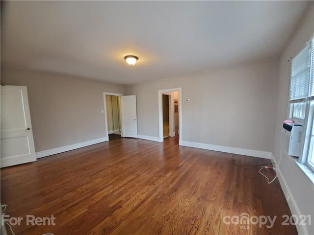 Foto del edificio - 1242 Charlottetowne Ave