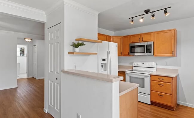 Building Photo - 40 Halili Ln