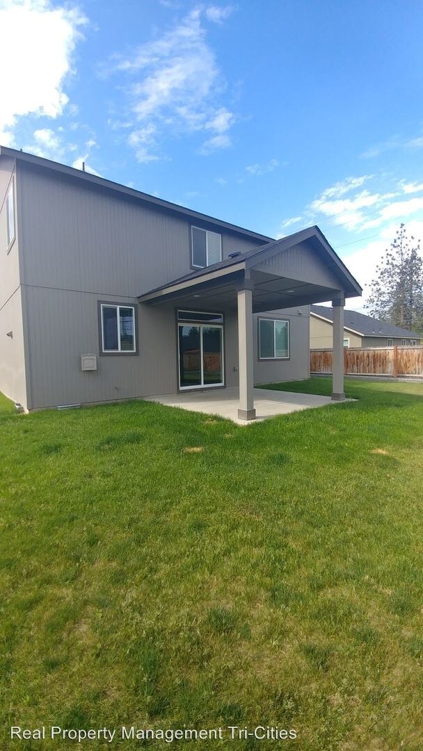 Building Photo - 3 br, 2.5 bath House - 3572 W. 11th Pl