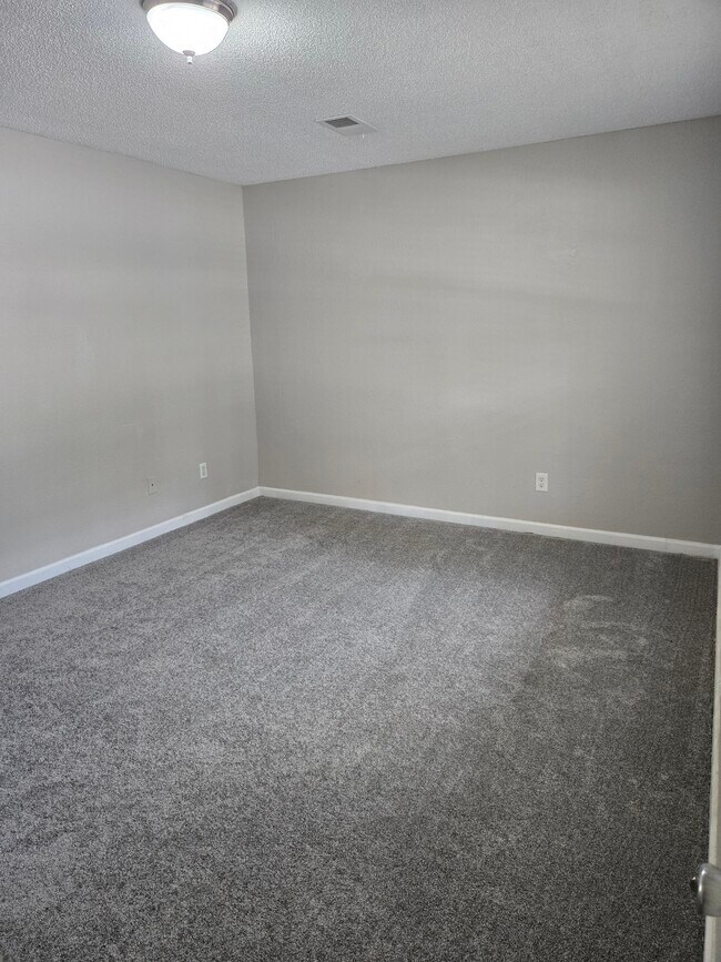 Building Photo - 4336 Riche Rd