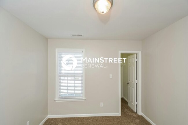Building Photo - 313 Whitehall Ct