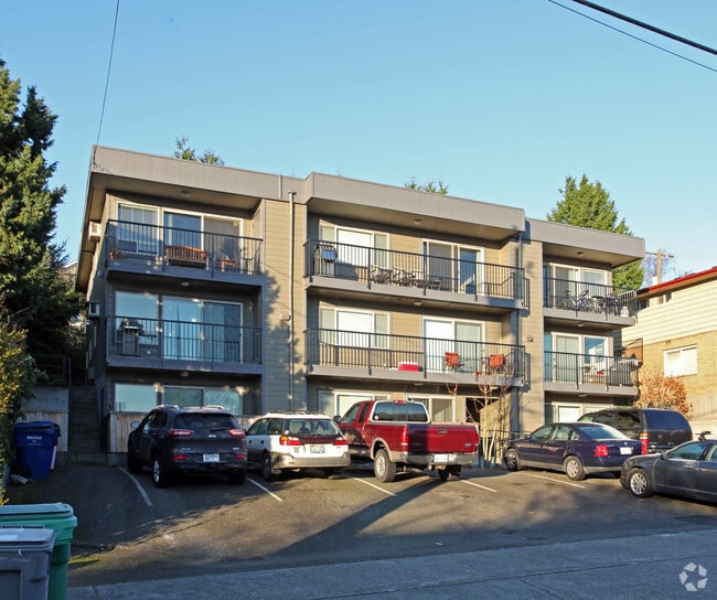 Building Photo - 4219 Whitman Ave N