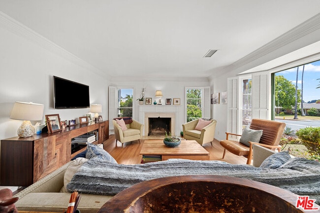 Building Photo - 475 21st St