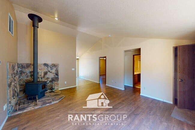 Building Photo - 174