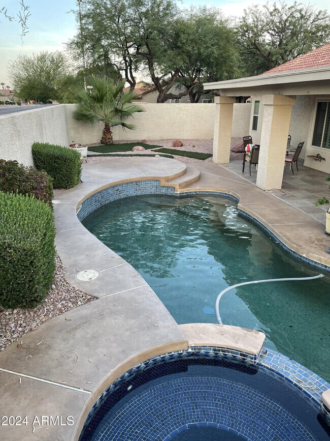 Foto del edificio - 3630 E Goldfinch Gate Ln