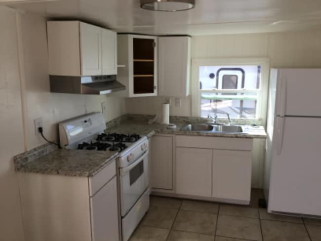 Foto del edificio - 5625 Sandmound Blvd