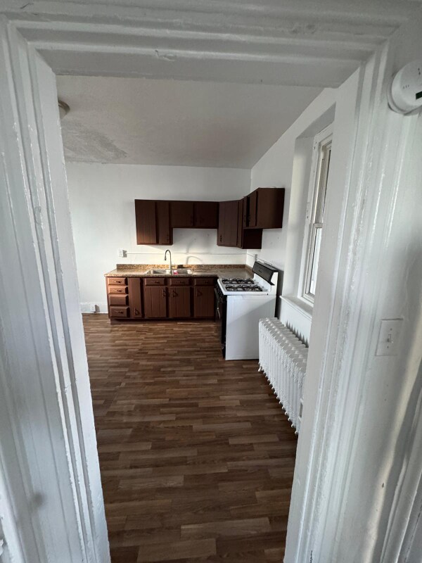 Foto del edificio - 308 Bessemer Ave