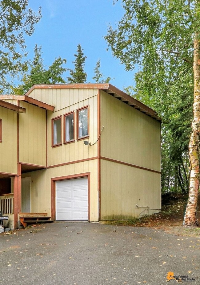 Building Photo - 12636 Silver Fox Ln