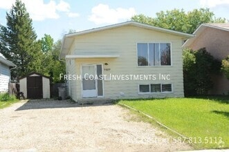 Building Photo - 9409 81 Ave
