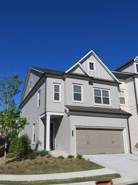 Foto principal - 3638 Moorewood Ln S E