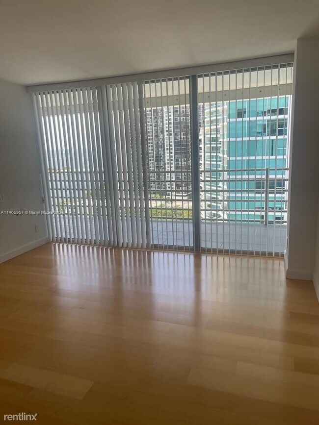 Foto del edificio - 2 br, 2 bath Condo - 2025 Brickell Ave Apt...