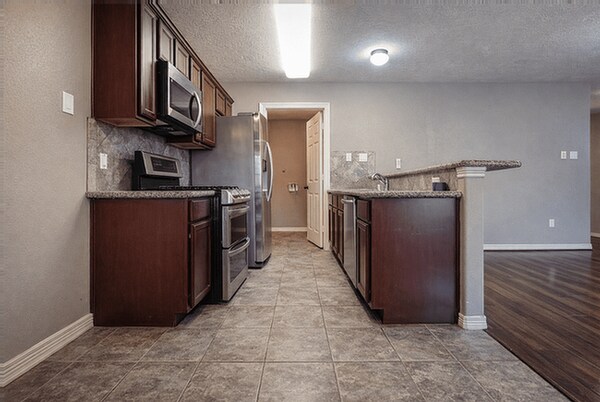 Foto del edificio - 2518 Staples St