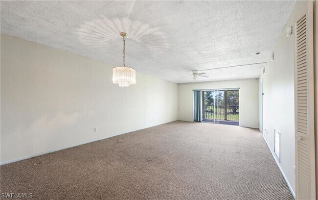 Foto del edificio - 5635 Rattlesnake Hammock Rd