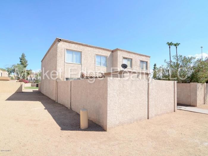 Primary Photo - 4205 N 47th St
