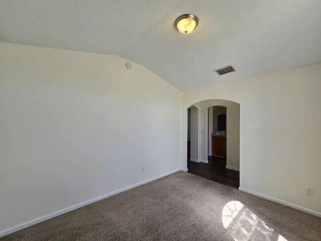Foto del edificio - Westchase Manor – Spacious 3BR/2BA Single ...
