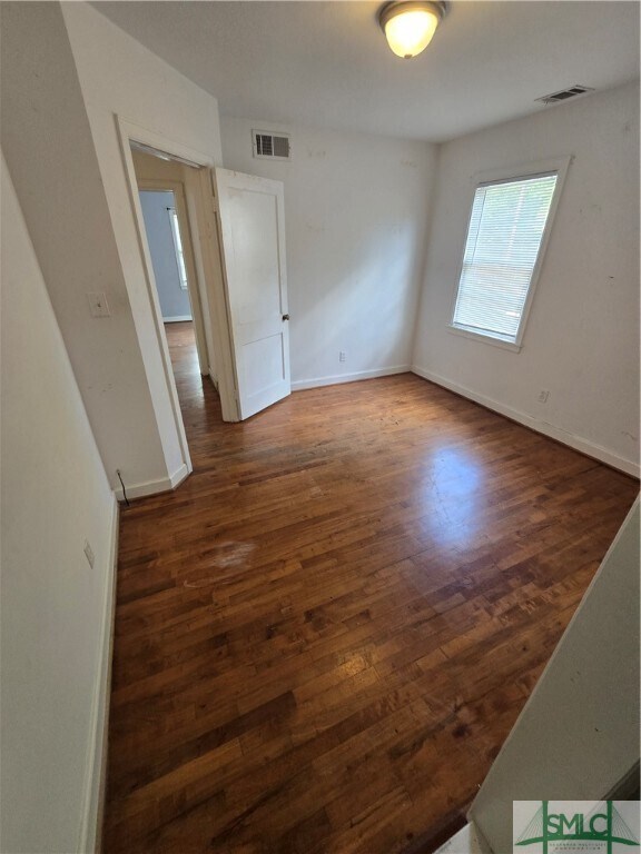 Foto del edificio - 329 E 63rd St