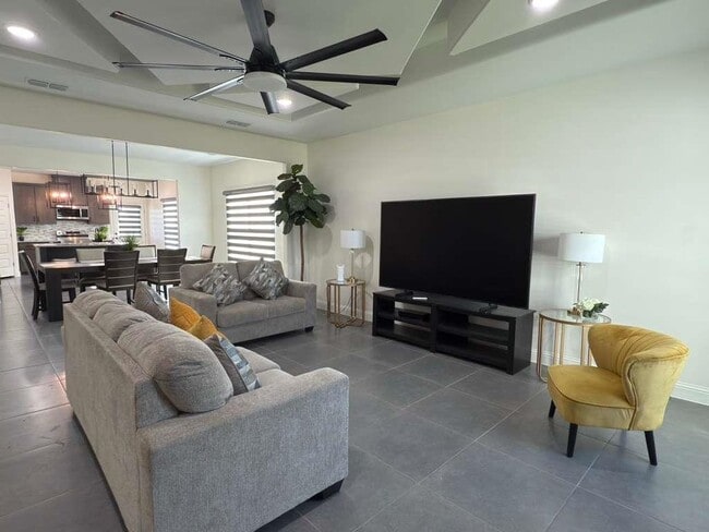 Building Photo - 713 Journey Lp