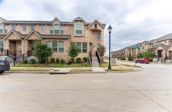 Building Photo - 2575 Adam Ln