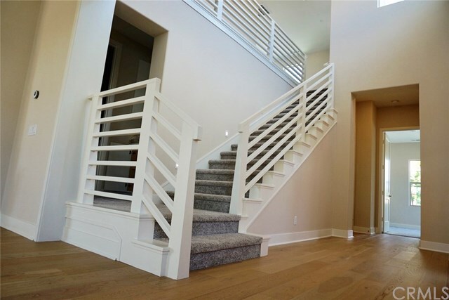Building Photo - 65 Turnstone