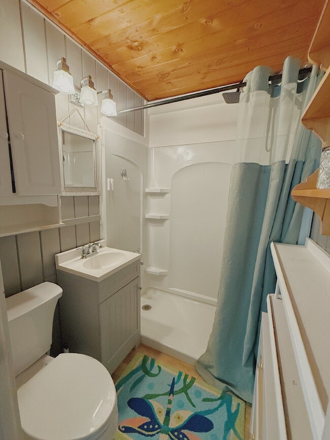 Building Photo - Charming one bedroom Sanford home with gar...