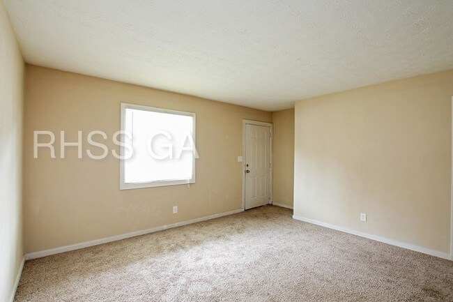 Building Photo - 108 Burkshire Ct