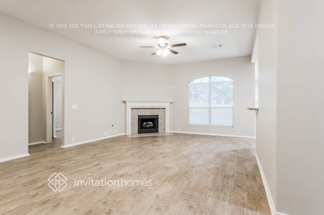 Building Photo - 2011 Louetta Oak Ct