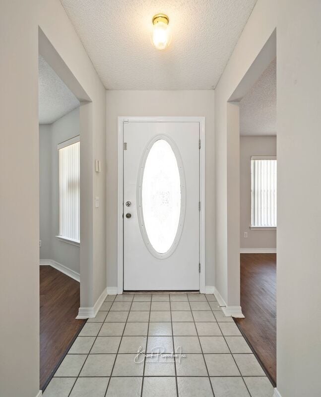 Building Photo - 2100 Blue Wind Drive
