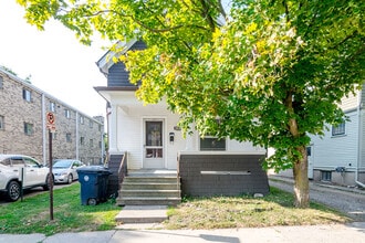 Building Photo - 112 Adams St