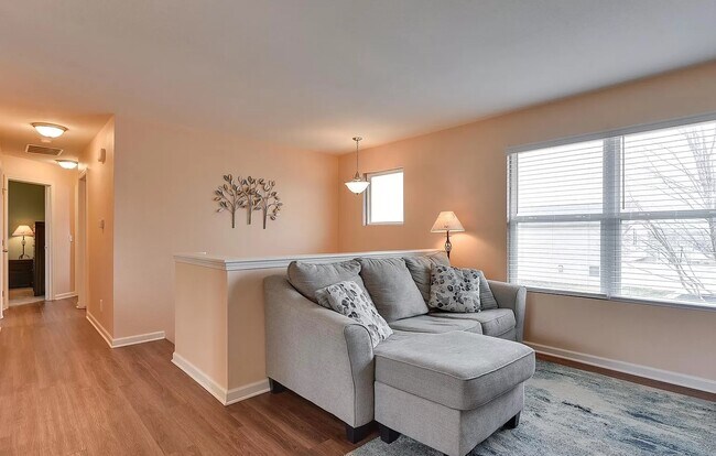 Foto del edificio - 7960 N 145th St