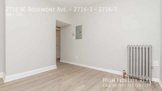 Foto del edificio - 2716 W Rosemont Ave