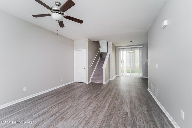 Foto del edificio - 3201 Cotton Ln