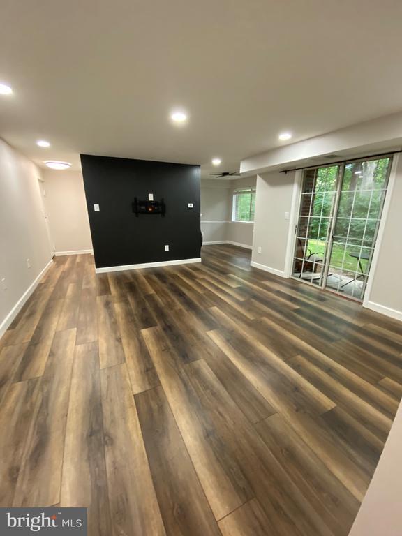 Foto del edificio - 1533 Colonial Dr