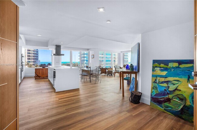 Foto del edificio - 400 S Pointe Dr