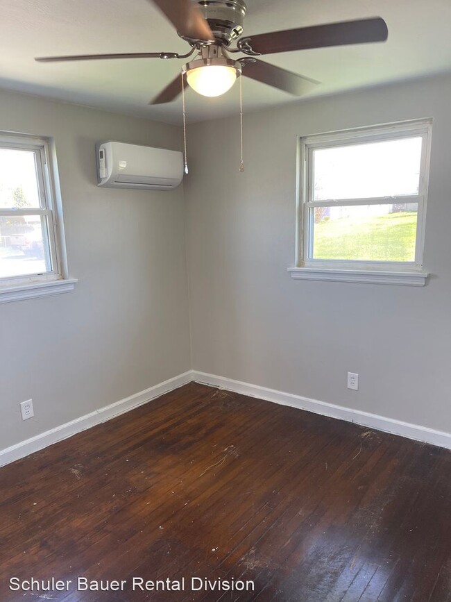 Building Photo - 1 br, 1 bath House - 2224 Mayflower Manor