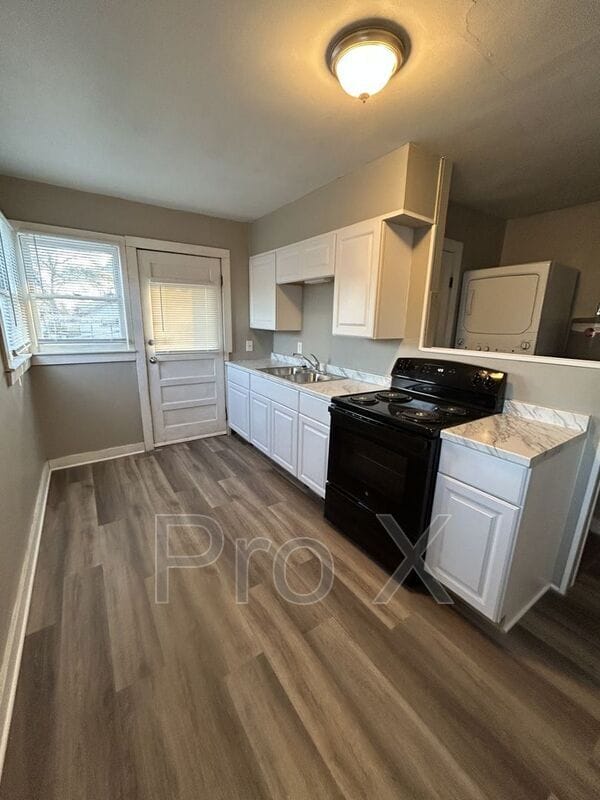 Foto del edificio - 316 E Park St