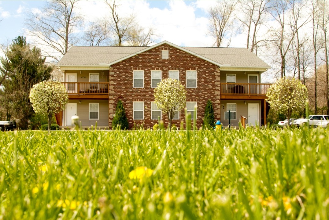 Primary Photo - Fieldstone Apartments