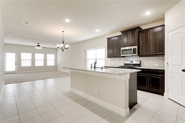 Foto del edificio - 601 Beechwood Dr