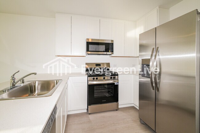 Foto del edificio - 10807 Bird Of Paradise Ln