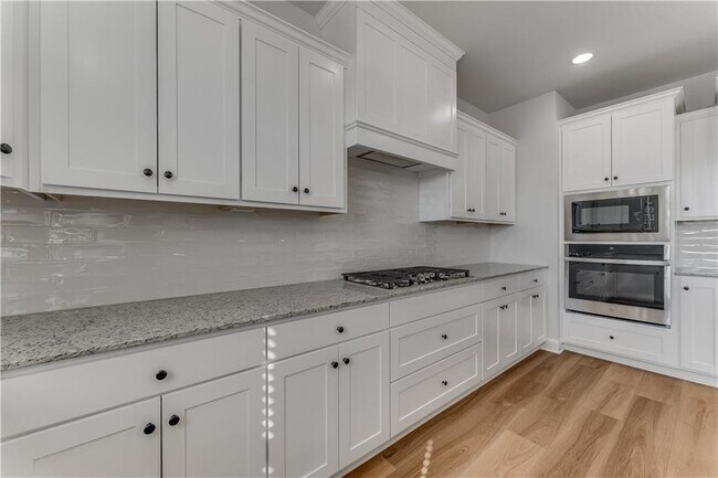 Foto del edificio - 4902 SW Juneberry St