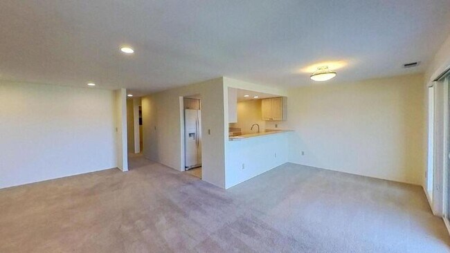 Foto del edificio - 16921 Inglewood Rd NE