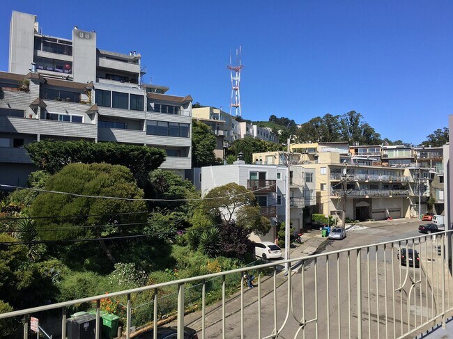 Building Photo - 30 Corwin St