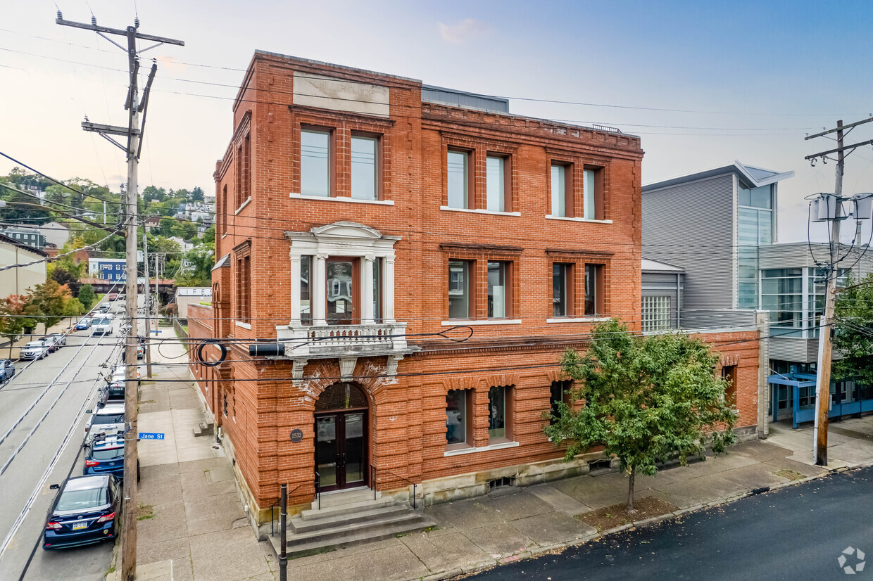 2530-2532 Jane Street - 2530-2532 Jane St