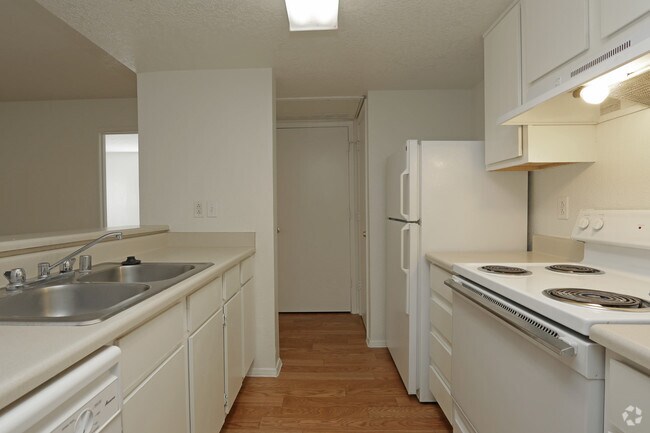 Lifestyles at Renaissance photo'