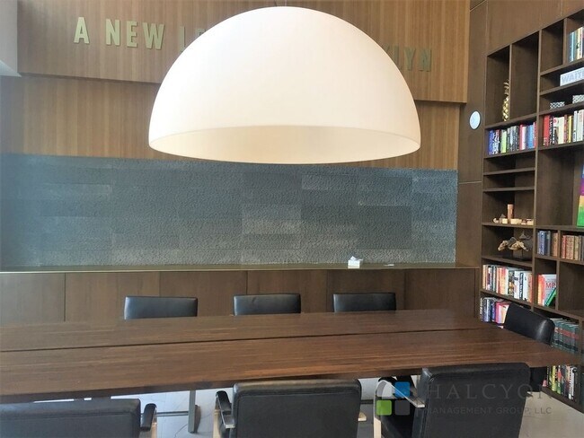 Foto del edificio - 968 60th St