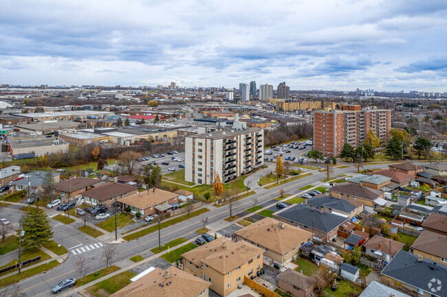 Aerial Photo - Duncanwoods Manor