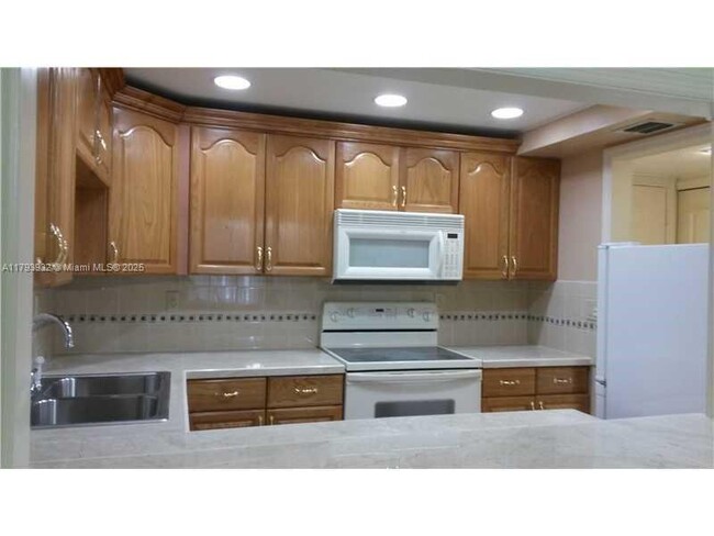 Foto del edificio - 9301 SW 92nd Ave