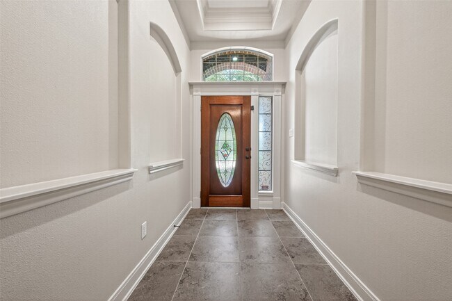Building Photo - 17311 Quiet Shores Dr