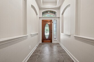 Building Photo - 17311 Quiet Shores Dr