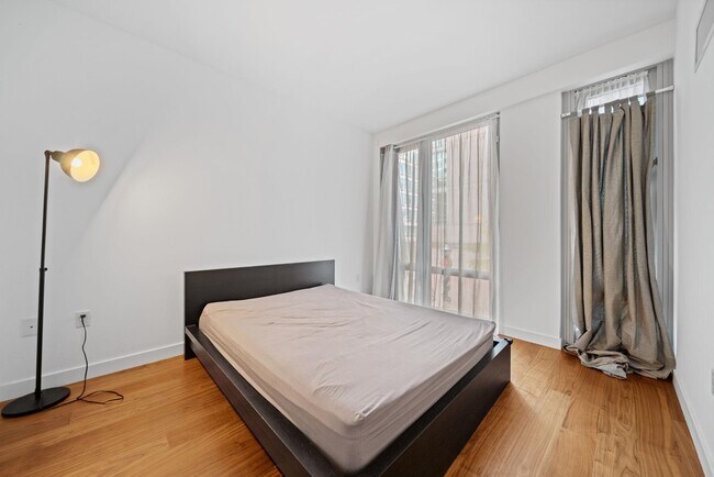 Foto del edificio - 2 Shore Ln