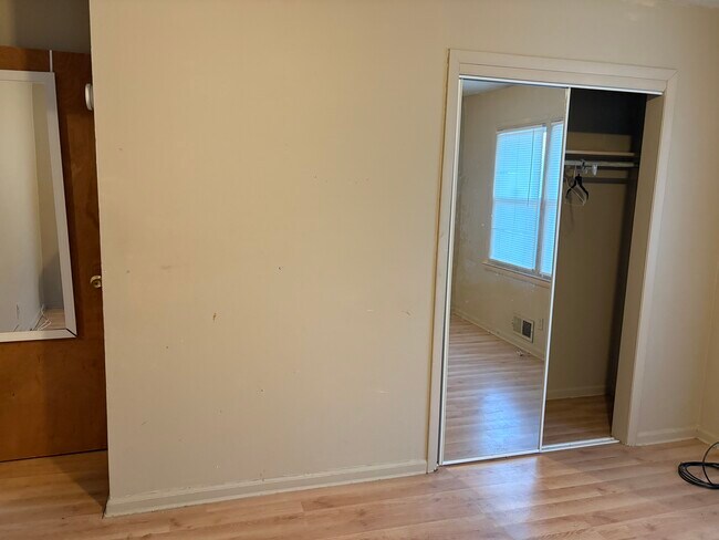 Dormitorio - 5713 Norledge Ave